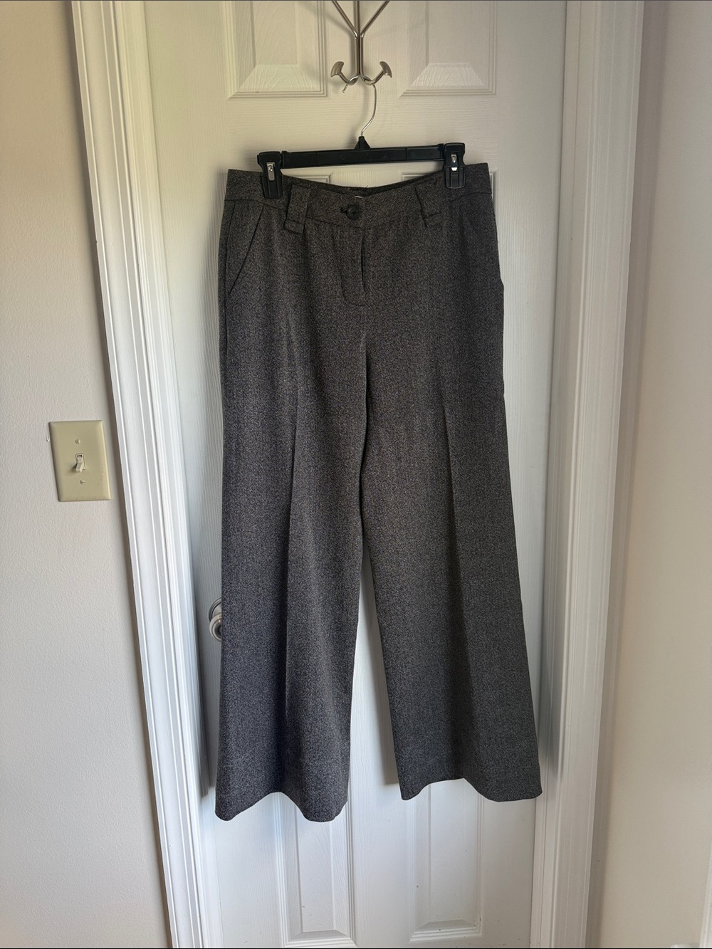 CAbi Gray Tweed Wide-Leg Cropped Pants